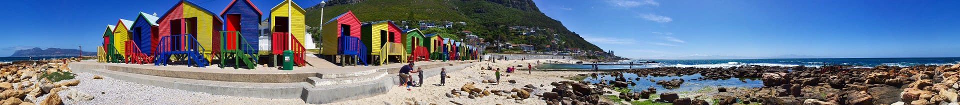 St. James mit bunten Strandhäuschen an der False Bay Küste | Kapstadt, Südafrika