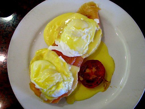 Eggs Benedict zum Frühstück in Kapstadt