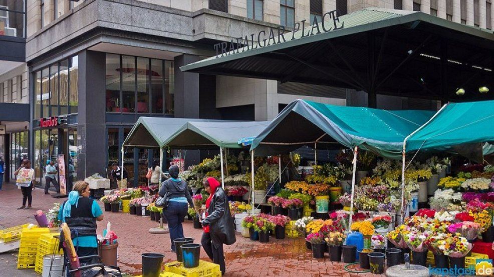 Flower Market am Trafalgar Place